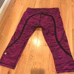 Lululemon 3/4 length compression leggings